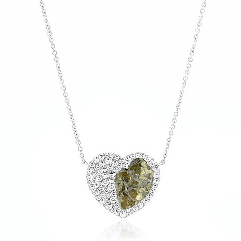 sliced champagne with diamonds heart in 18k white gold